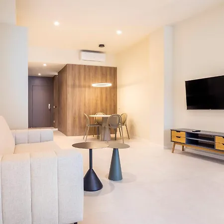 Apartment North Station Pen-suites *