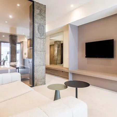 North Station Pen-suites Valence