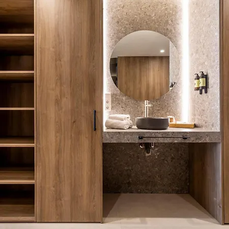 North Station Pen-suites Apartment Valencia