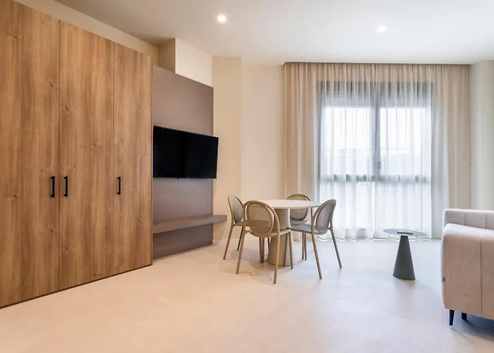 North Station Pen-suites * Valencia